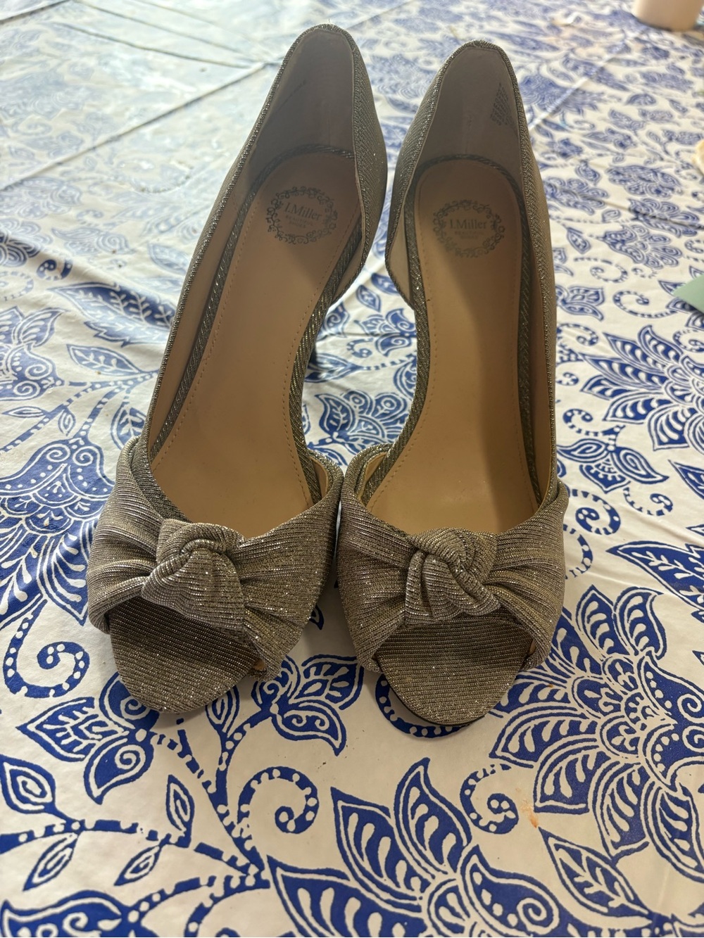 I. Miller Silver Knot Peep-Toe Heels